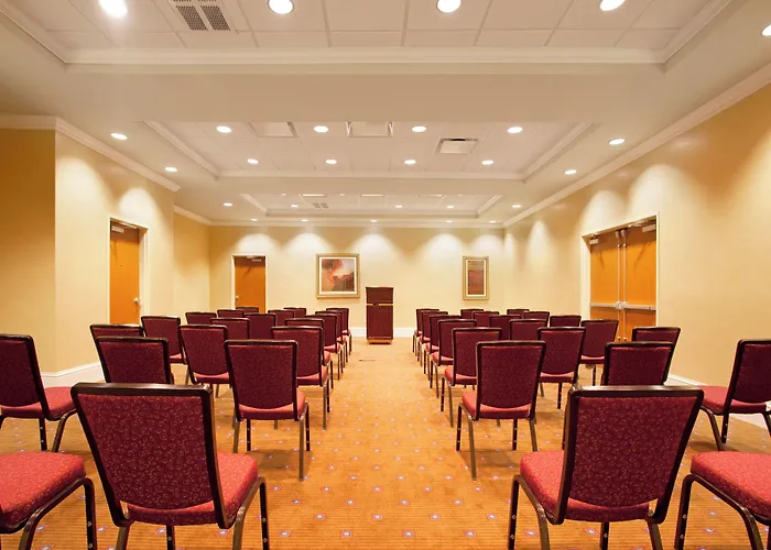 North - Naperville By Ihg Hotel