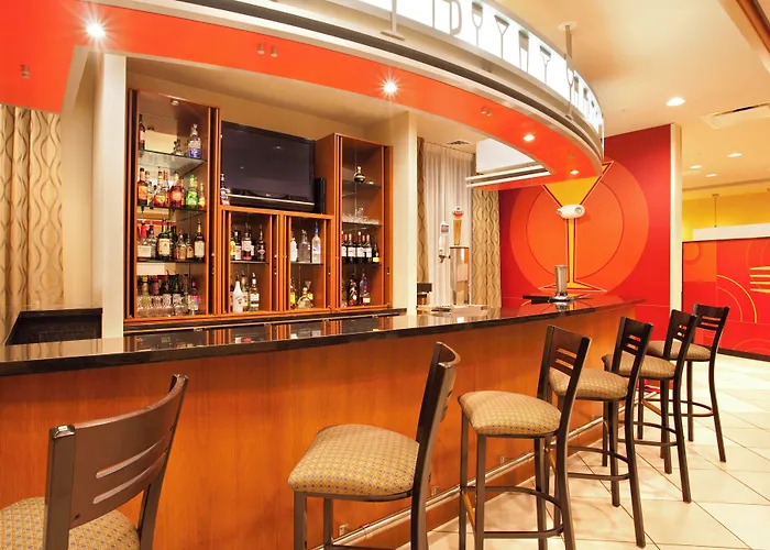 Hotel North - Naperville By Ihg