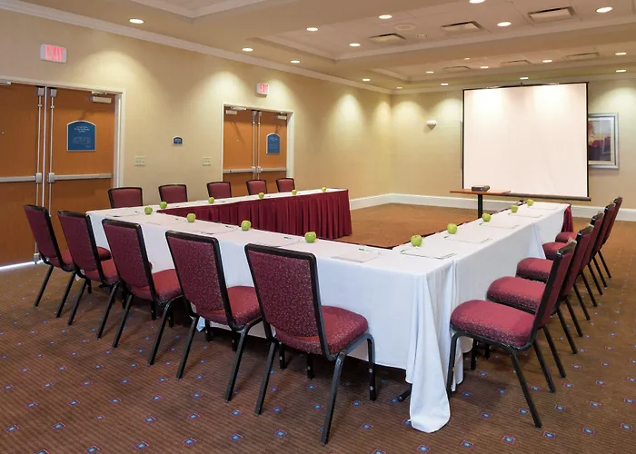 North - Naperville By Ihg Hotel 3*