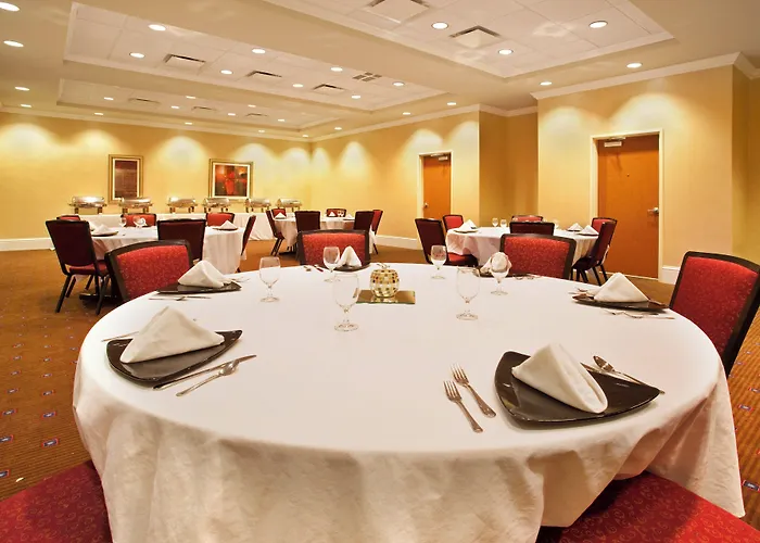 Hotel North - Naperville By Ihg Aurora